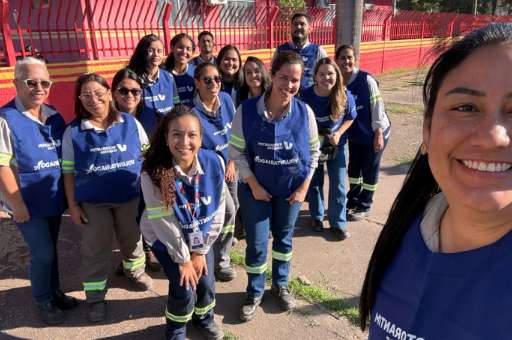 Plantio de mudas na Avenida Rio Branco _ Corumbá _ MS